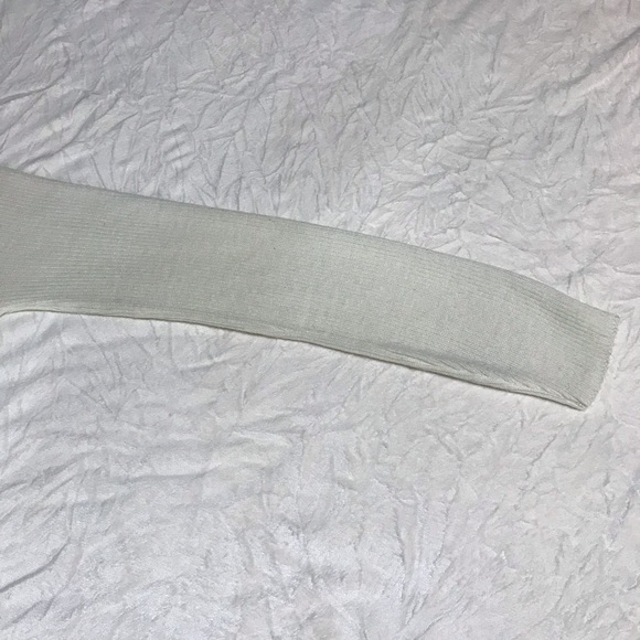 The Damon Turtle Long Sleeve Turtleneck Top Women’s Size XL Color Beige Pullover - Picture 12 of 13